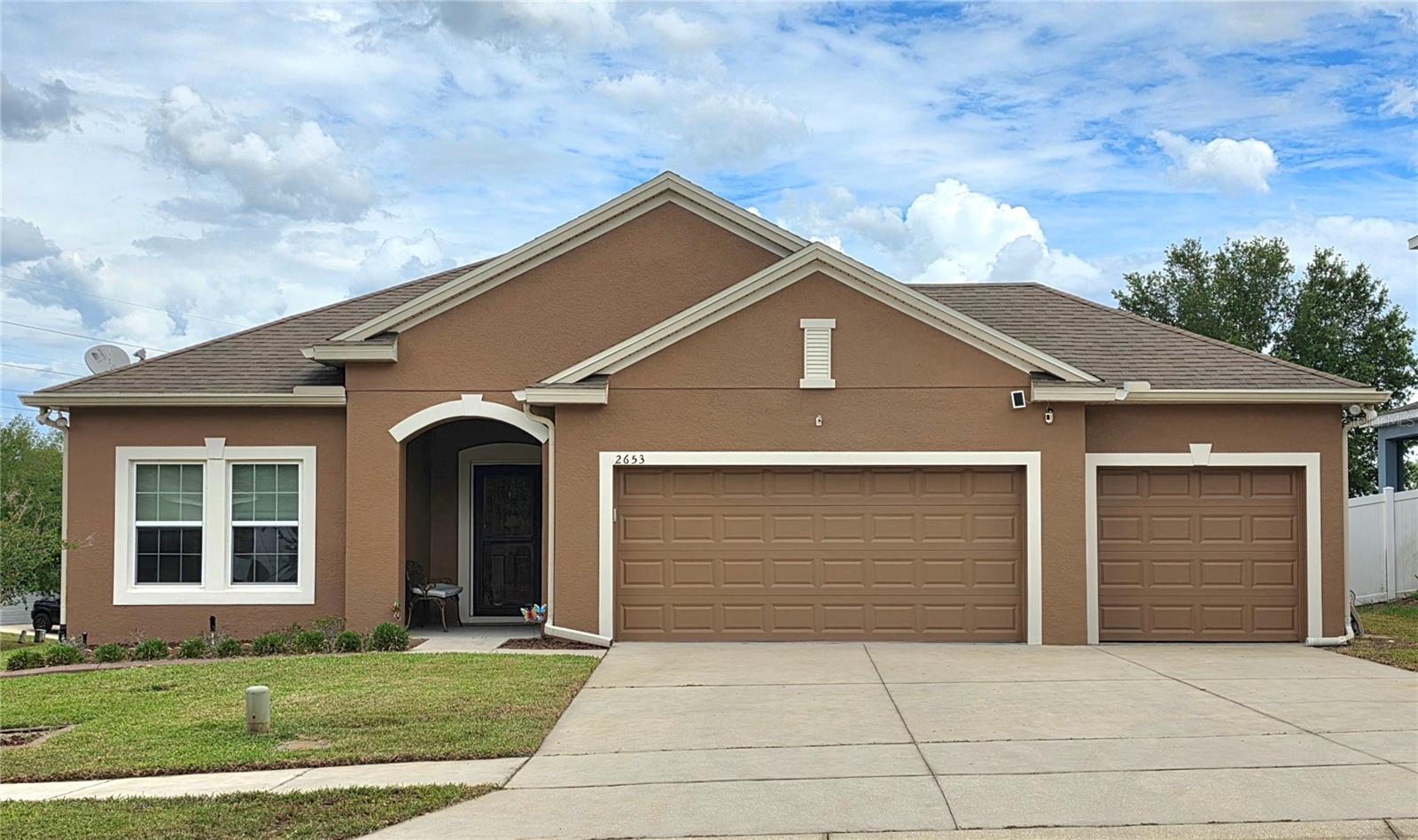 Details for 2653 Limerick Circle, GRAND ISLAND, FL 32735