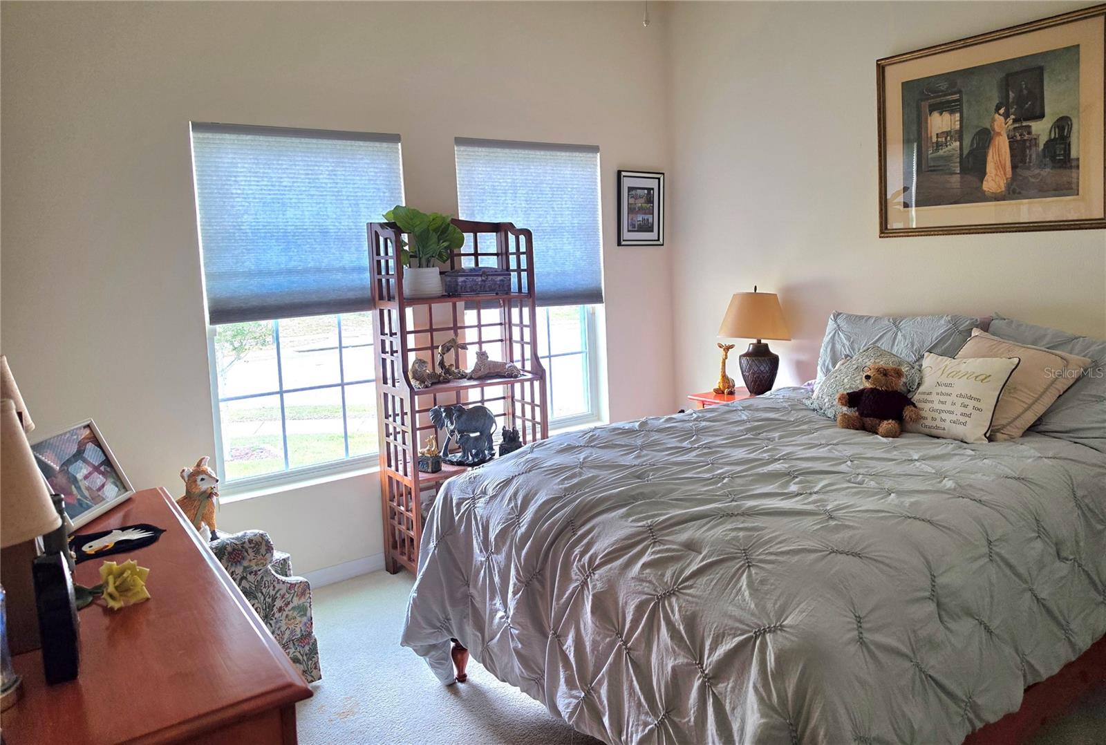 Listing photo id 14 for 2653 Limerick Circle