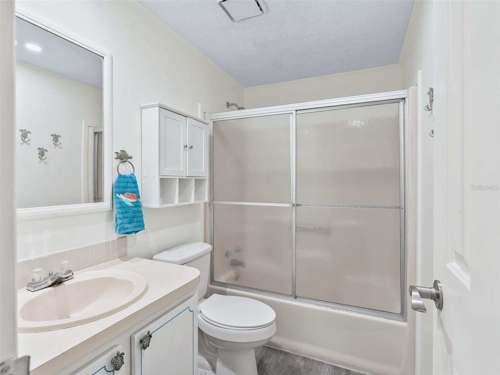 Image 22 of 35 For 1514 Hillcrest Drive