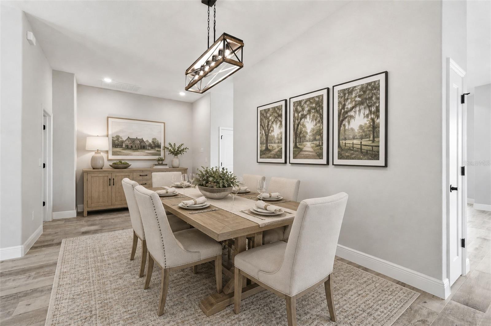 Listing photo id 17 for 3264 Station Boulevard