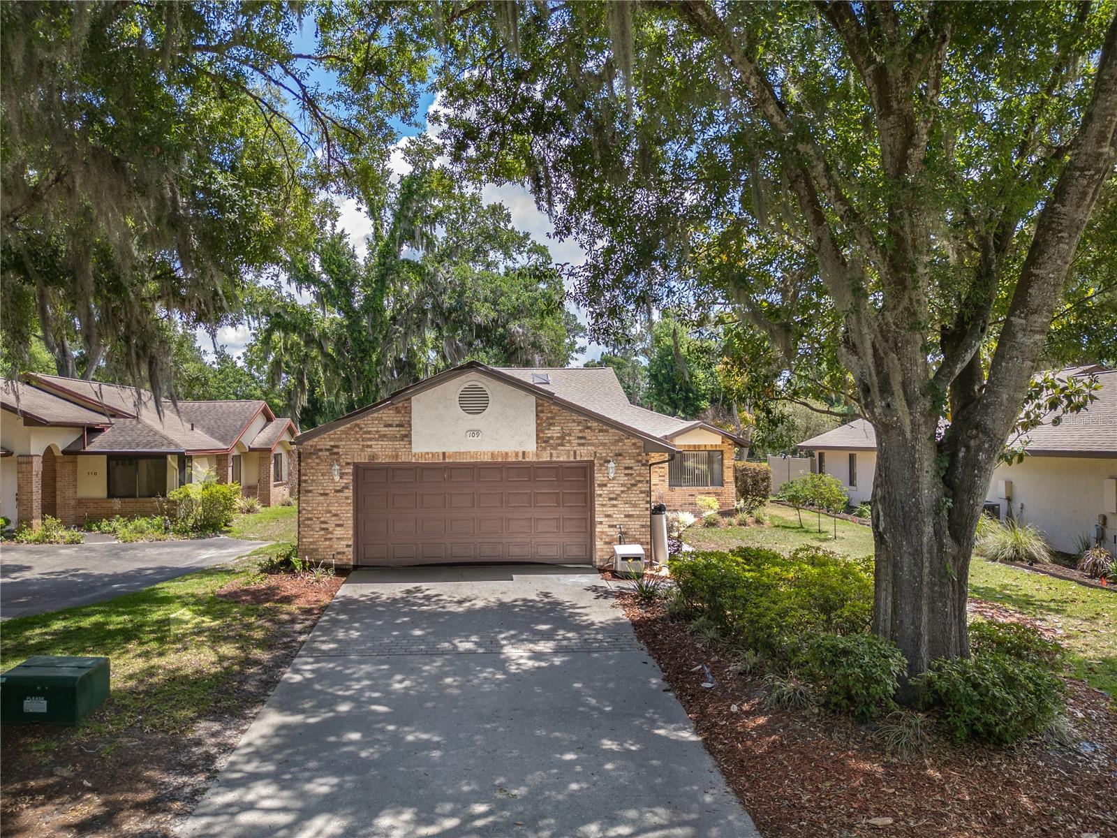 Listing photo id 26 for 109 Waterwood Drive