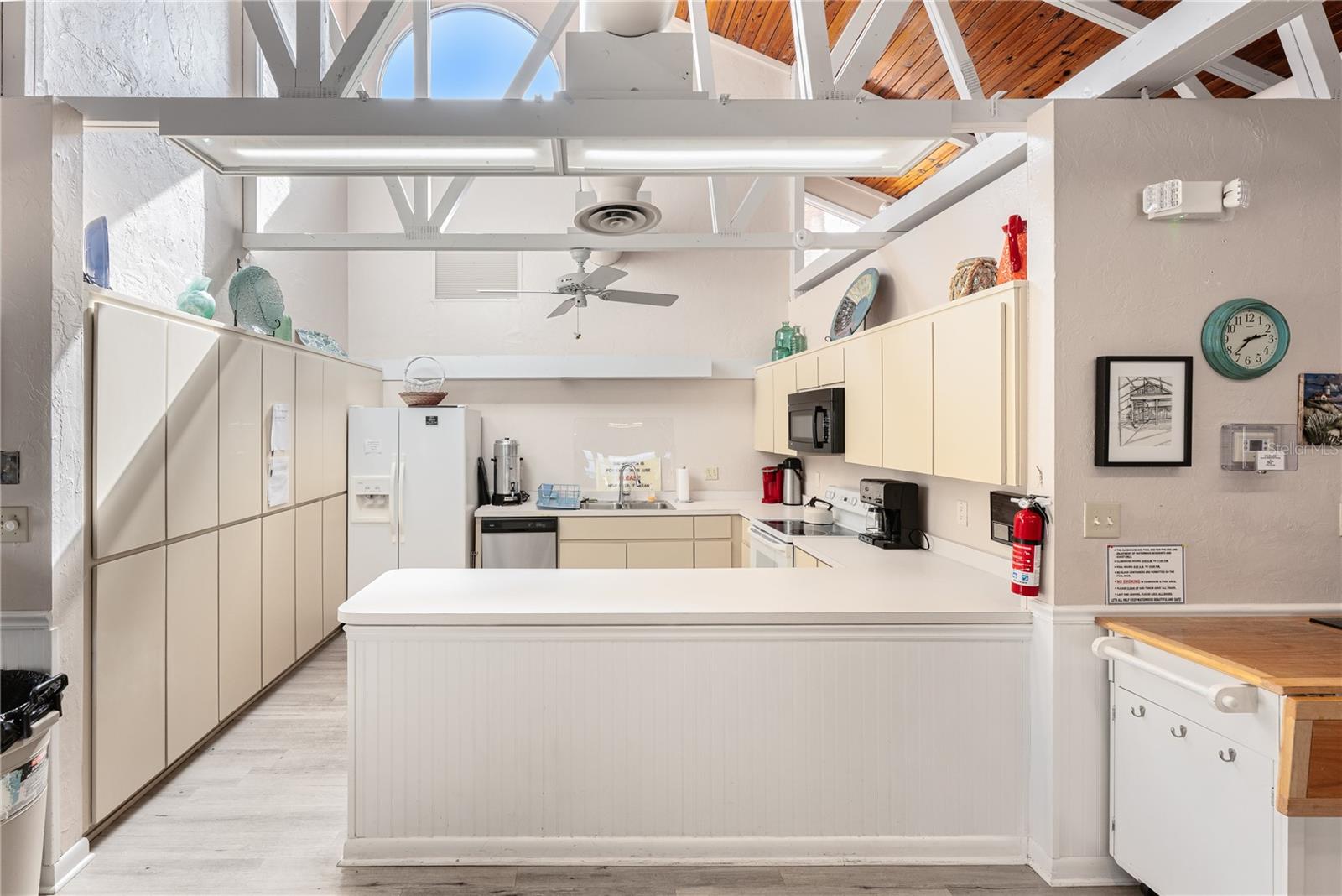 Listing photo id 38 for 109 Waterwood Drive