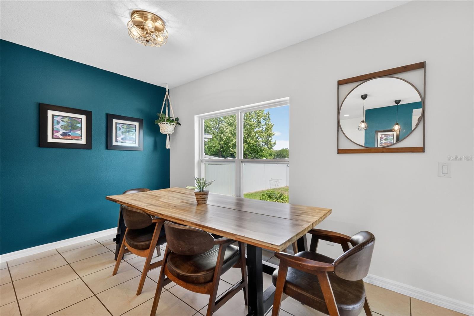 Image 13 of 61 For 34040 Alameda Drive