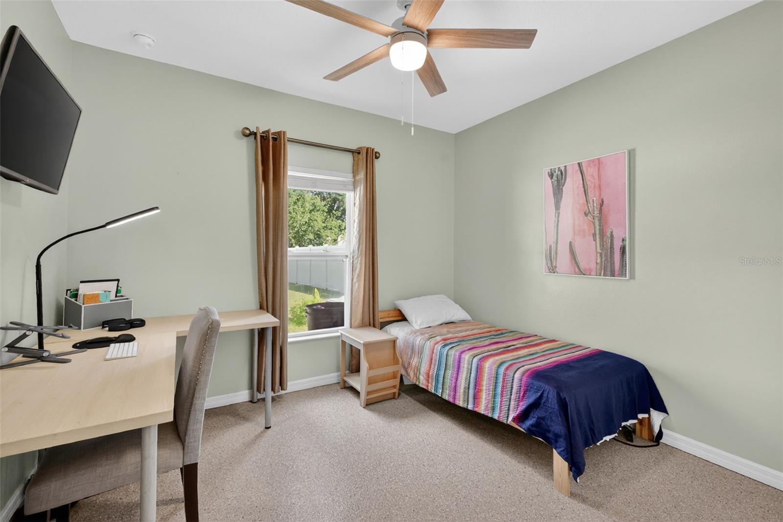 Image 17 of 61 For 34040 Alameda Drive