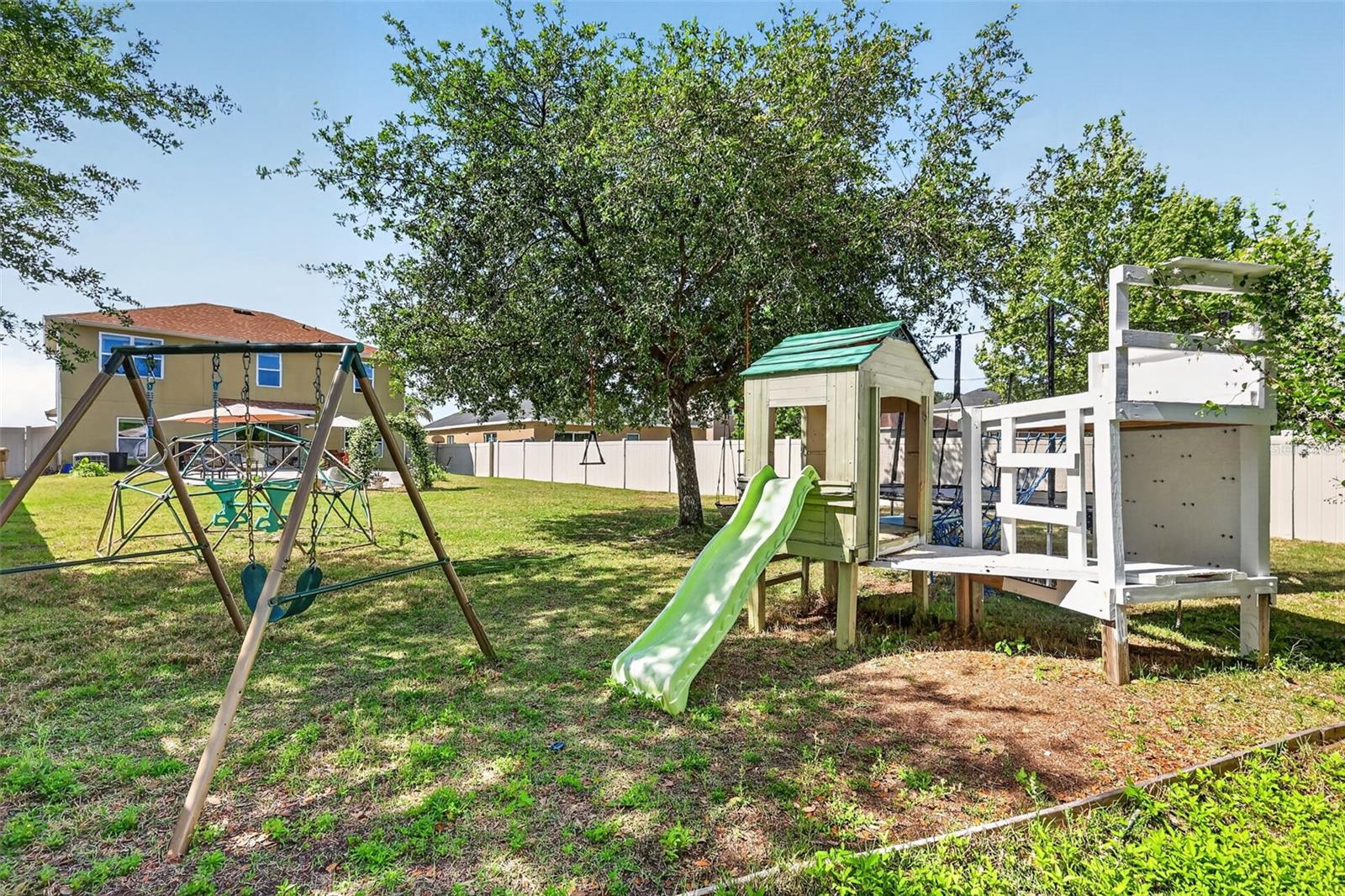 Image 36 of 61 For 34040 Alameda Drive