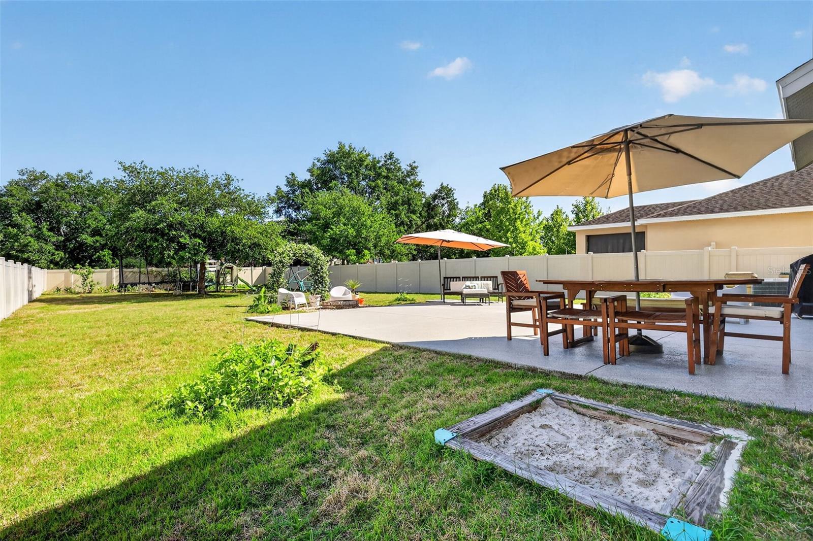 Image 38 of 61 For 34040 Alameda Drive