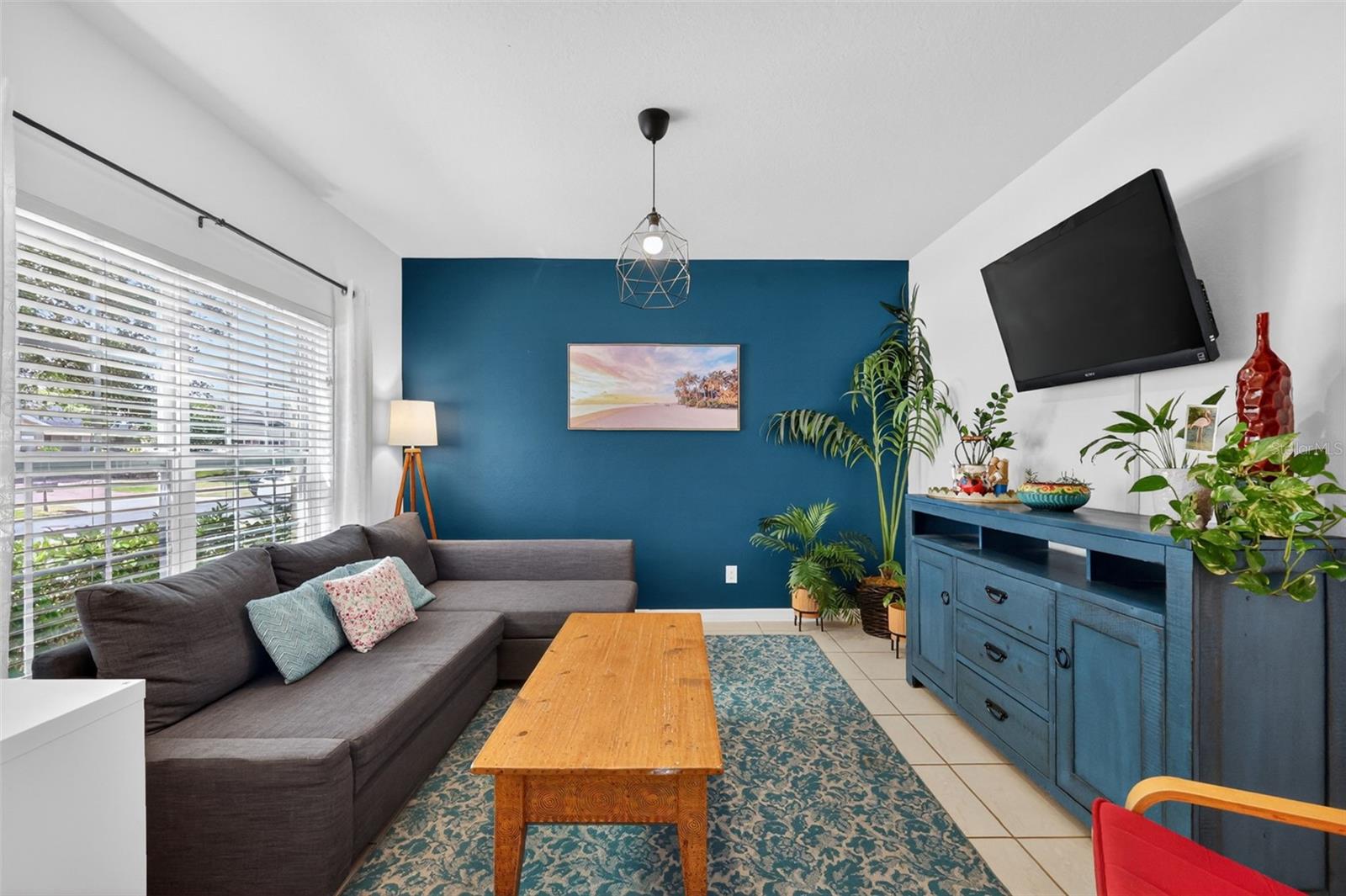 Image 5 of 61 For 34040 Alameda Drive