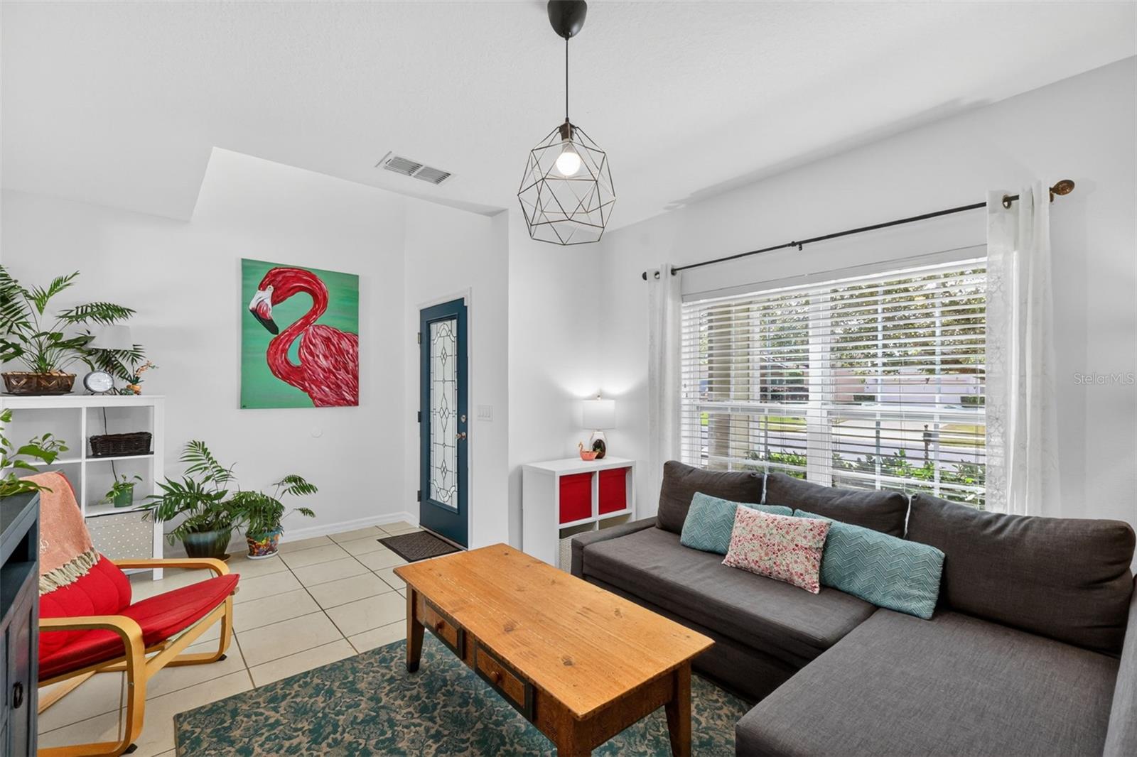 Image 6 of 61 For 34040 Alameda Drive