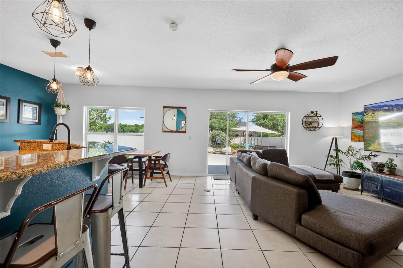 Image 8 of 61 For 34040 Alameda Drive