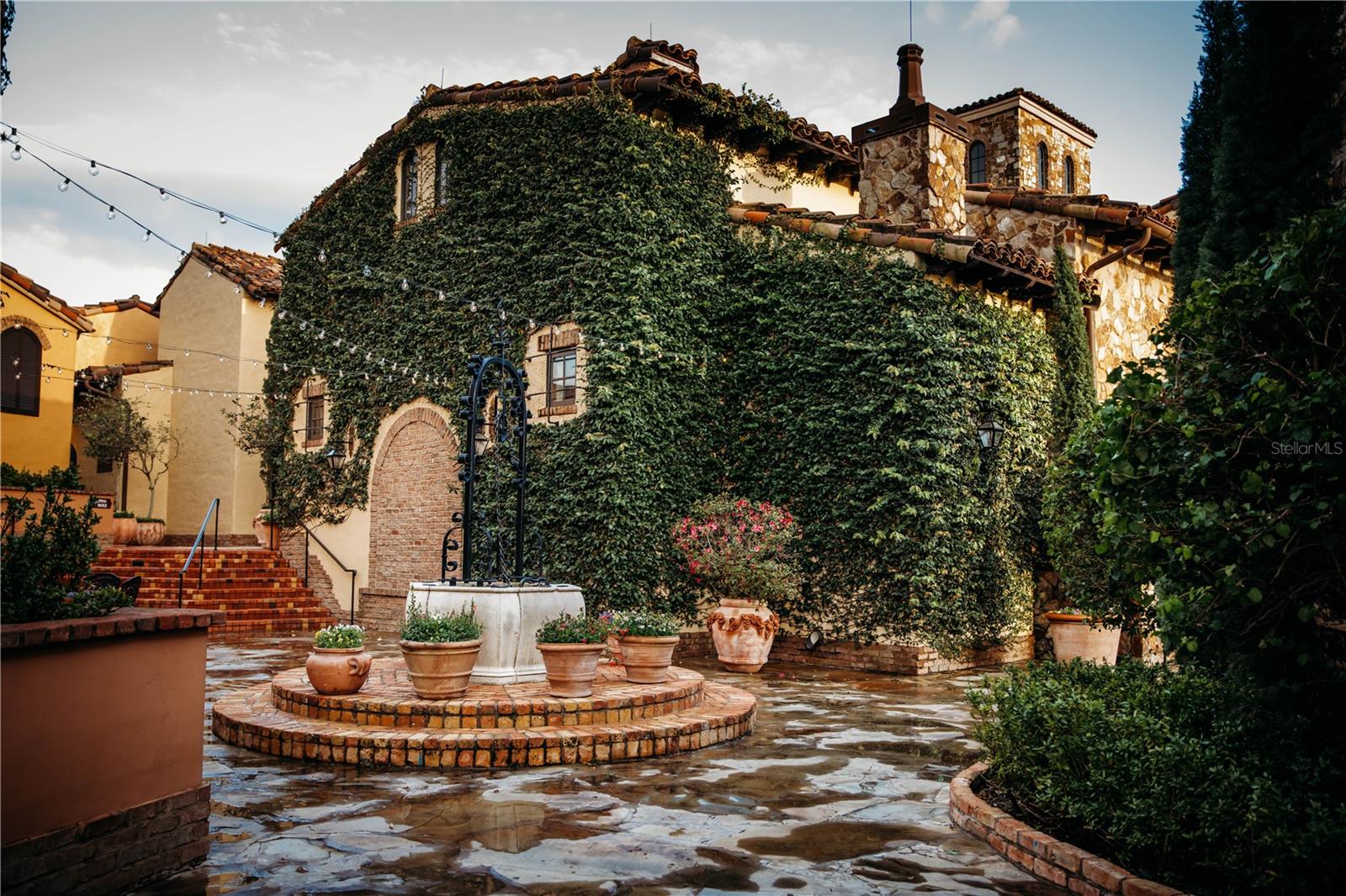 Image 9 of 16 For 15353 Pendio Drive