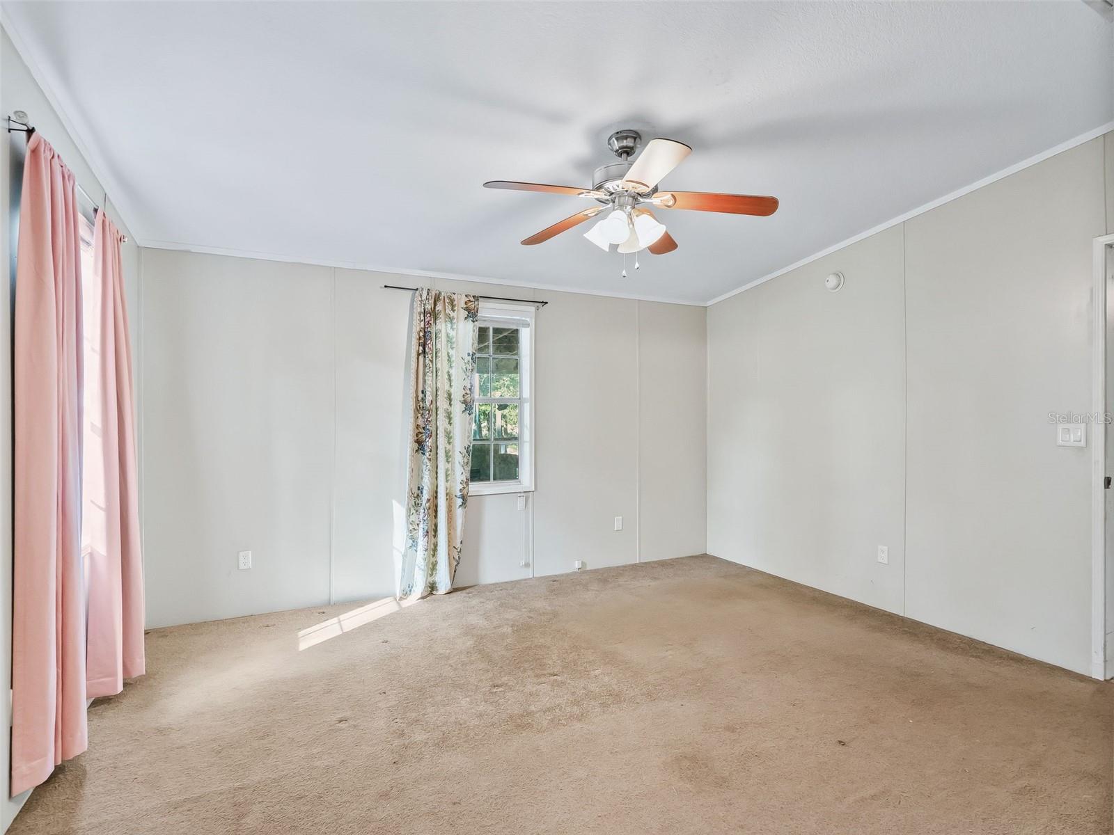Image 15 of 28 For 3861 Cr 519  