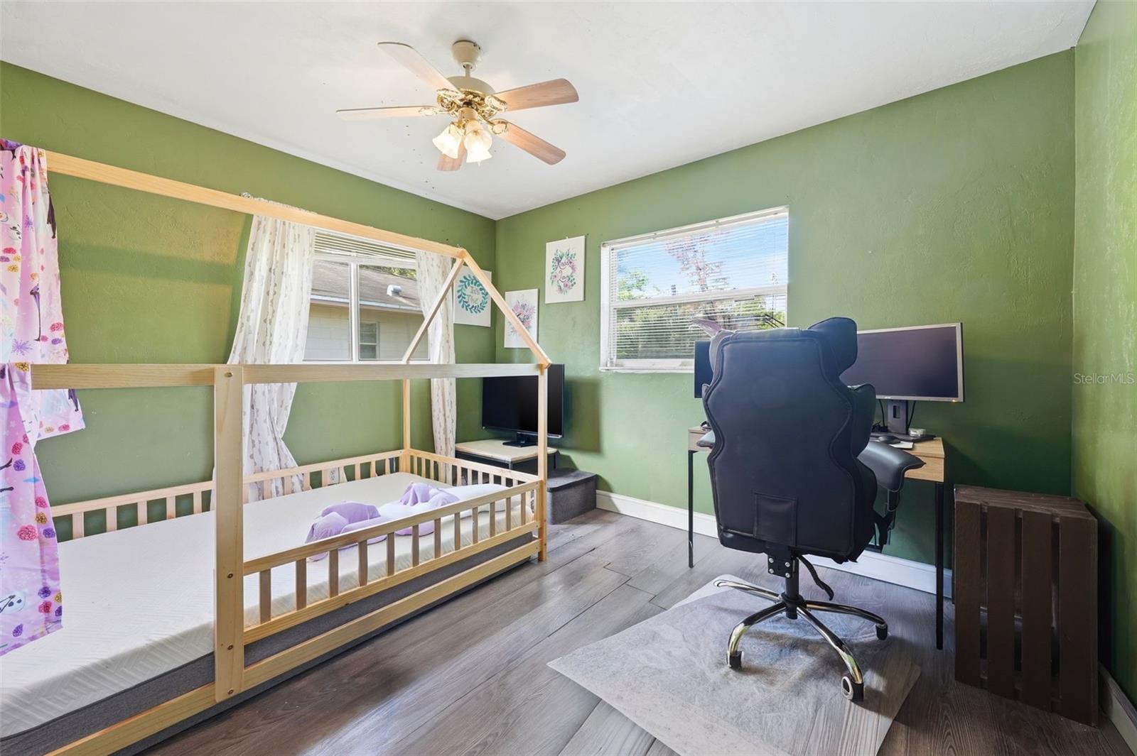 Image 15 of 22 For 218 S East Street