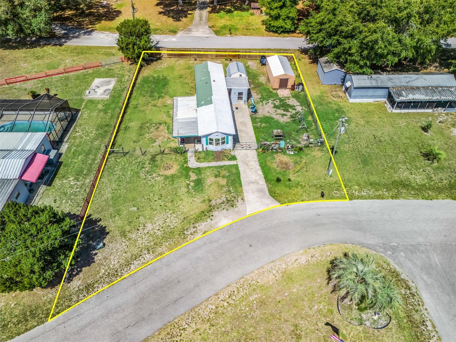 Image 2 of 31 For 10114 Se 24th St