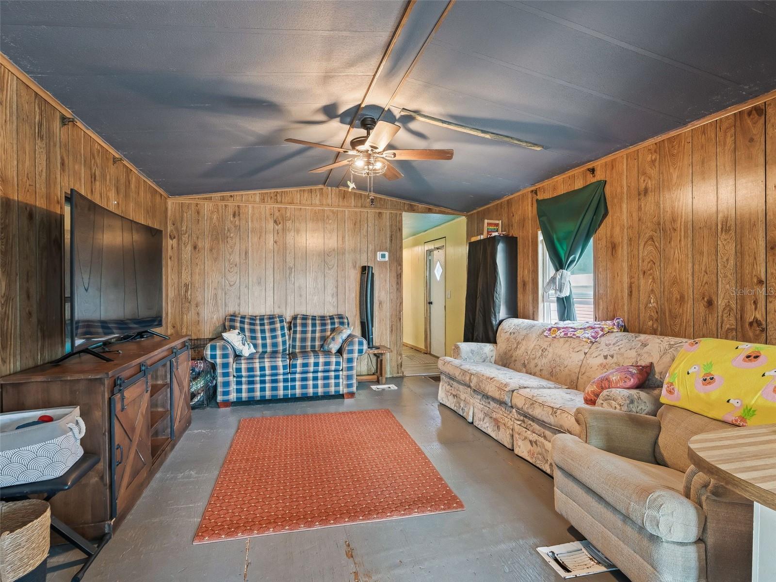 Image 8 of 31 For 10114 Se 24th St