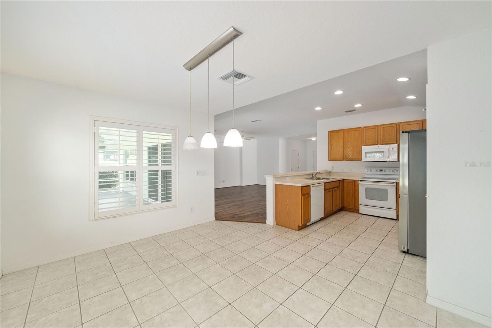 Image 12 of 75 For 8582 133rd Lane