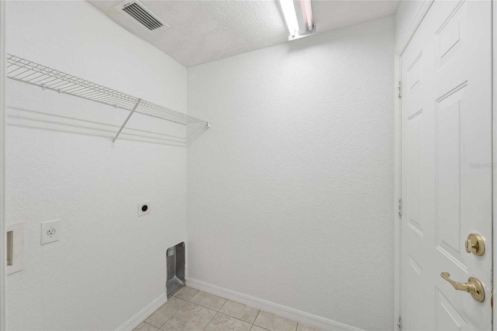 Image 33 of 75 For 8582 133rd Lane