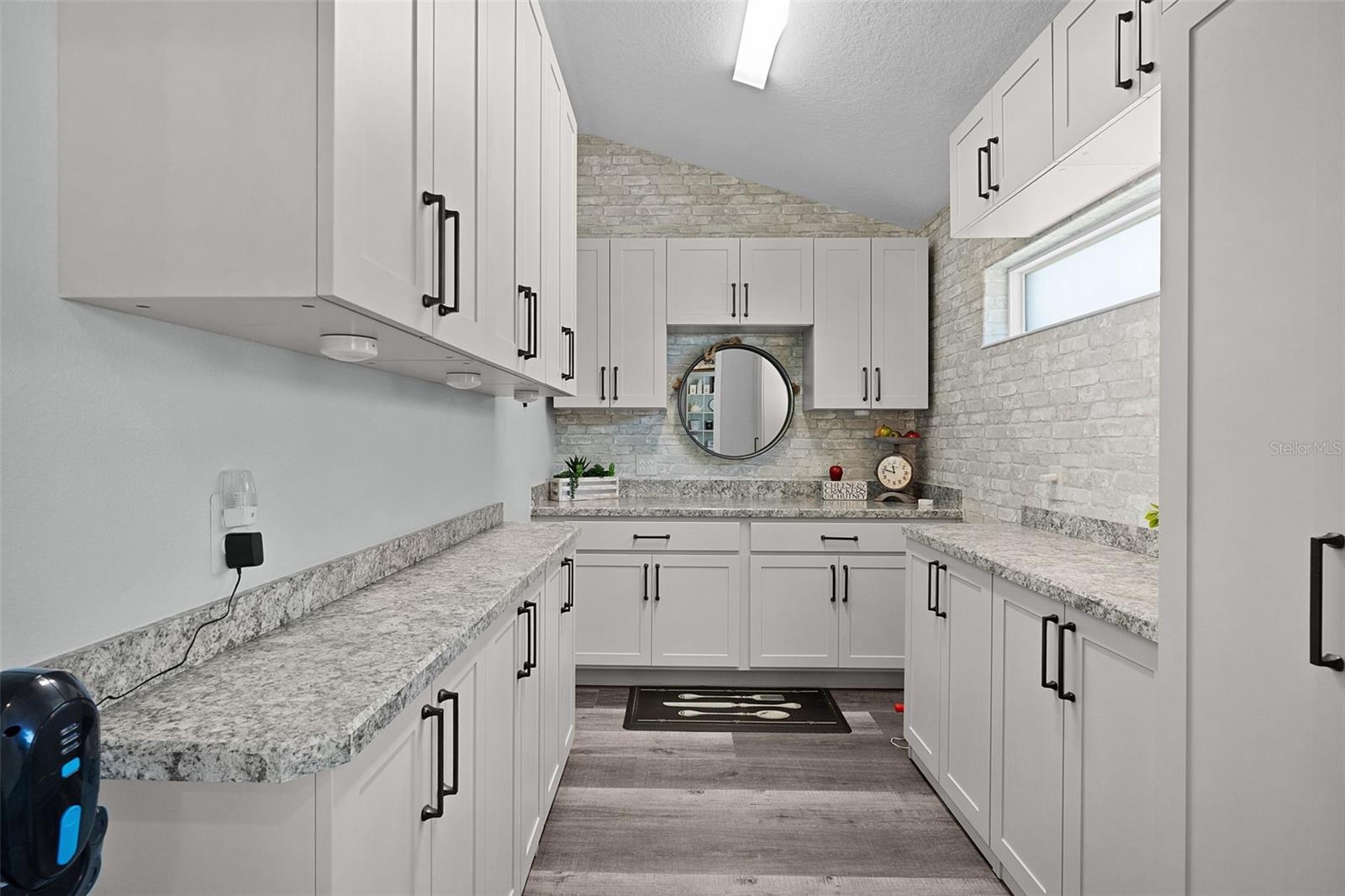 Image 22 of 69 For 2297 Demarco Drive