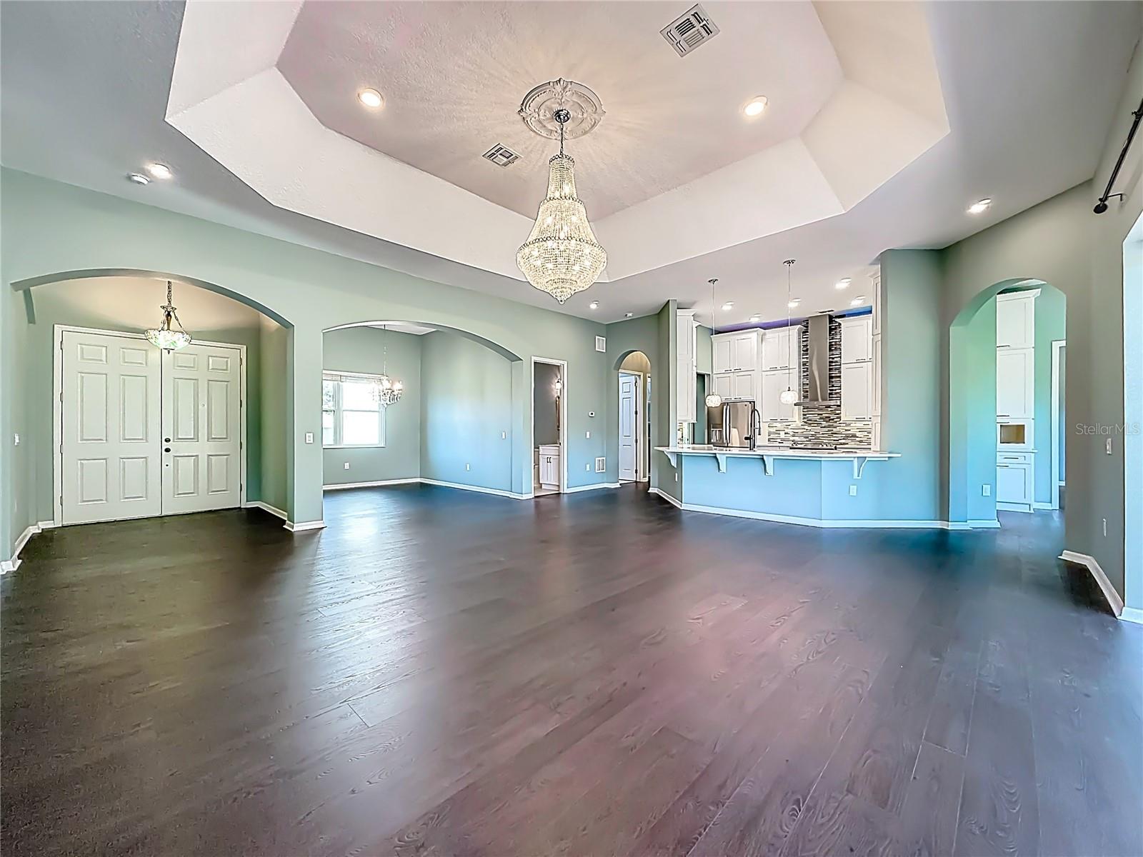 Image 11 of 82 For 2936 Highland View Circle