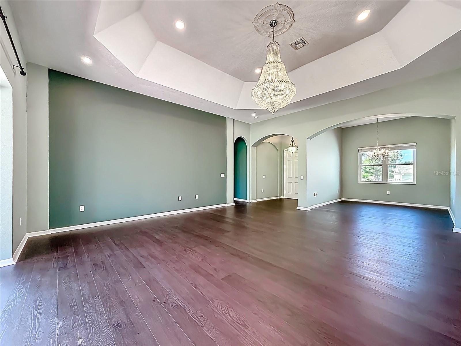 Image 12 of 82 For 2936 Highland View Circle