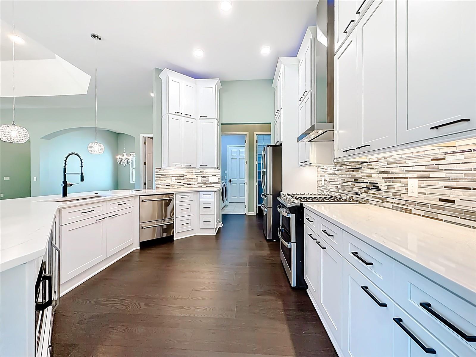 Image 21 of 82 For 2936 Highland View Circle