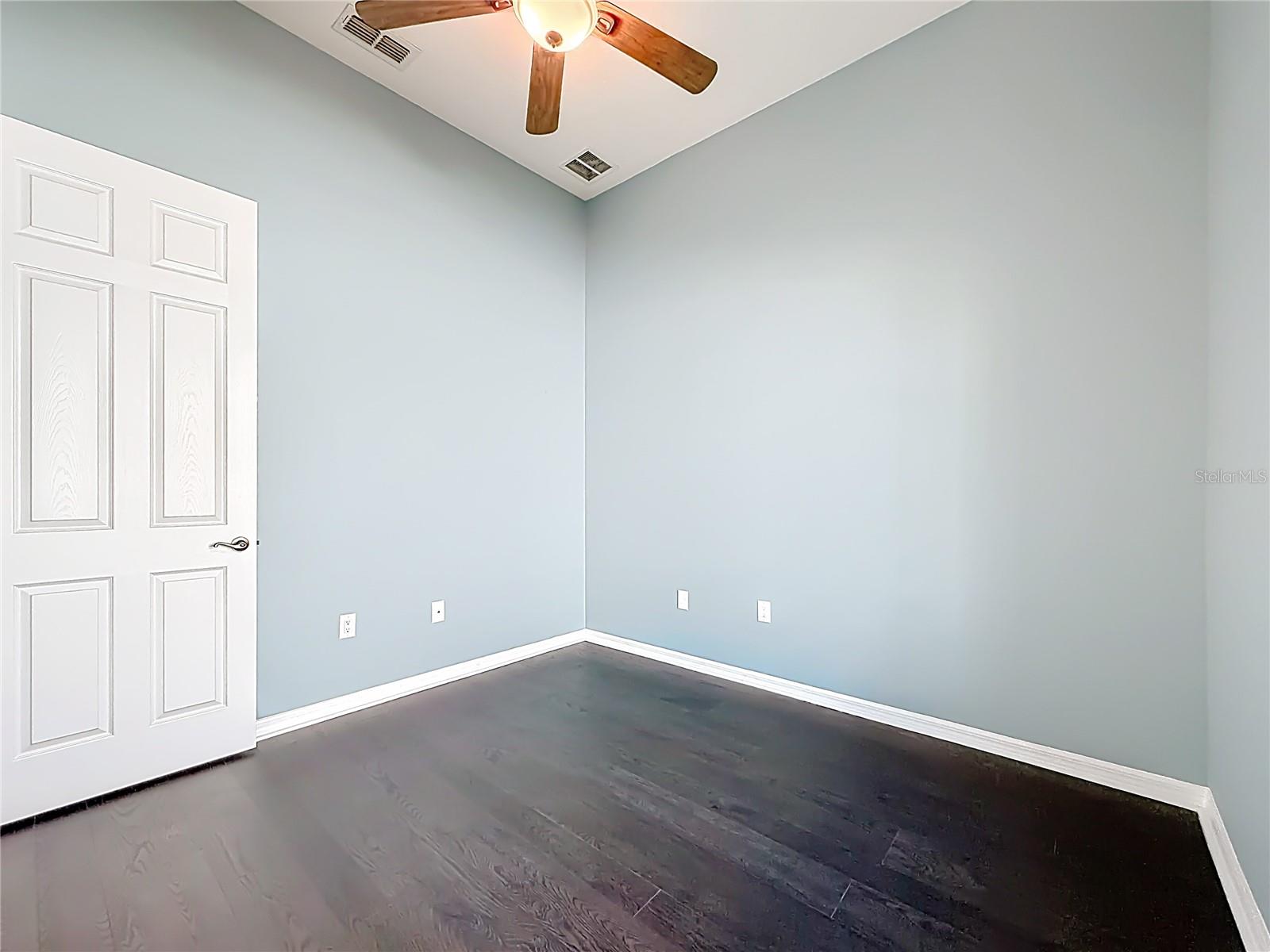 Image 37 of 82 For 2936 Highland View Circle