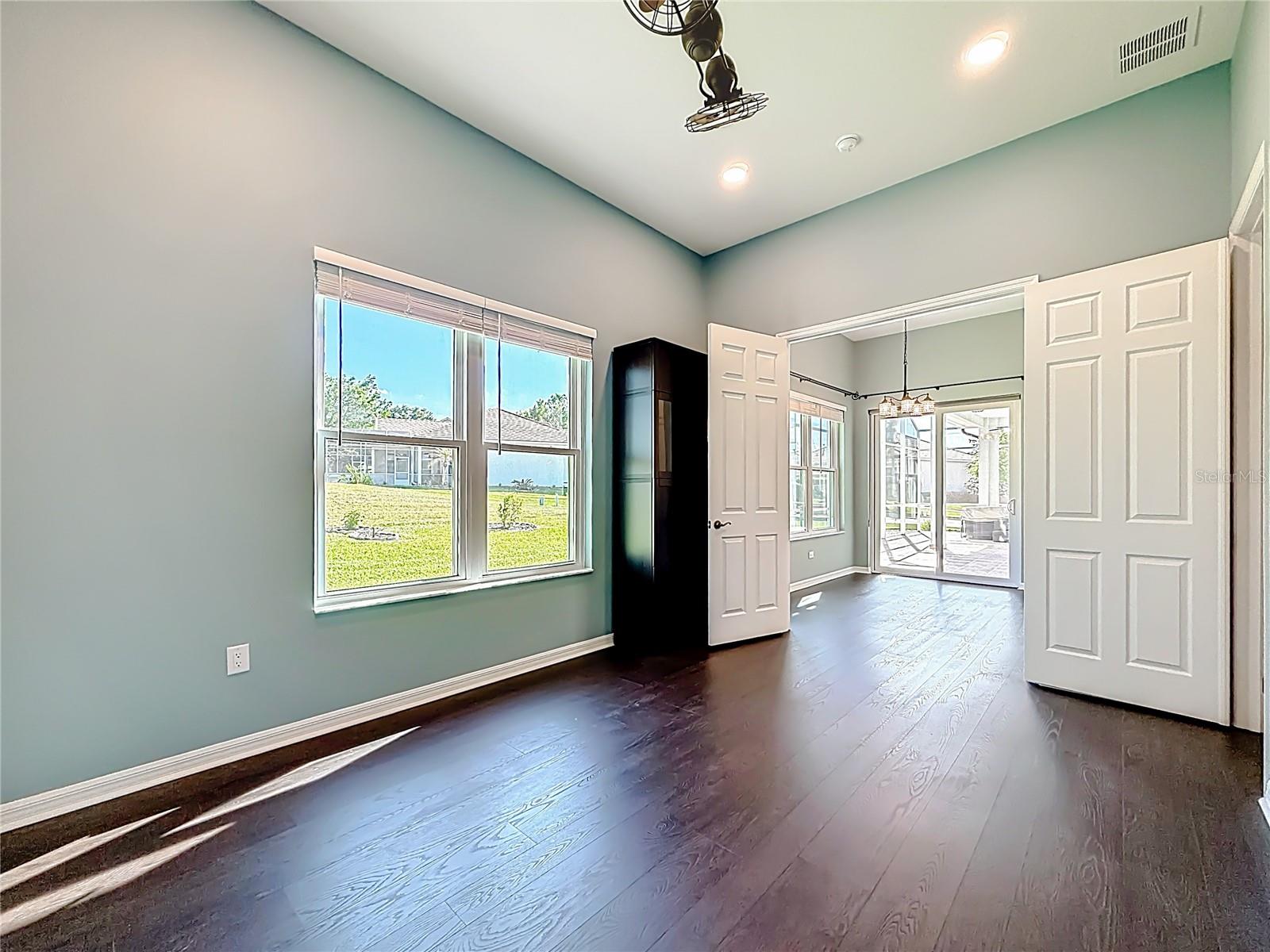 Image 40 of 82 For 2936 Highland View Circle