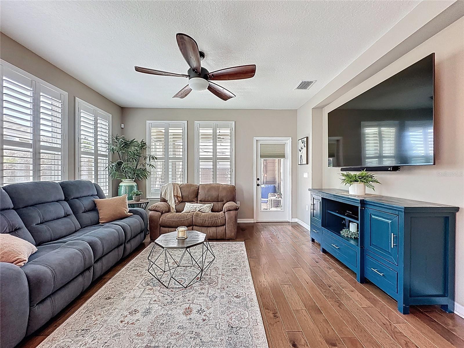 Image 12 of 51 For 416 Alcove Drive