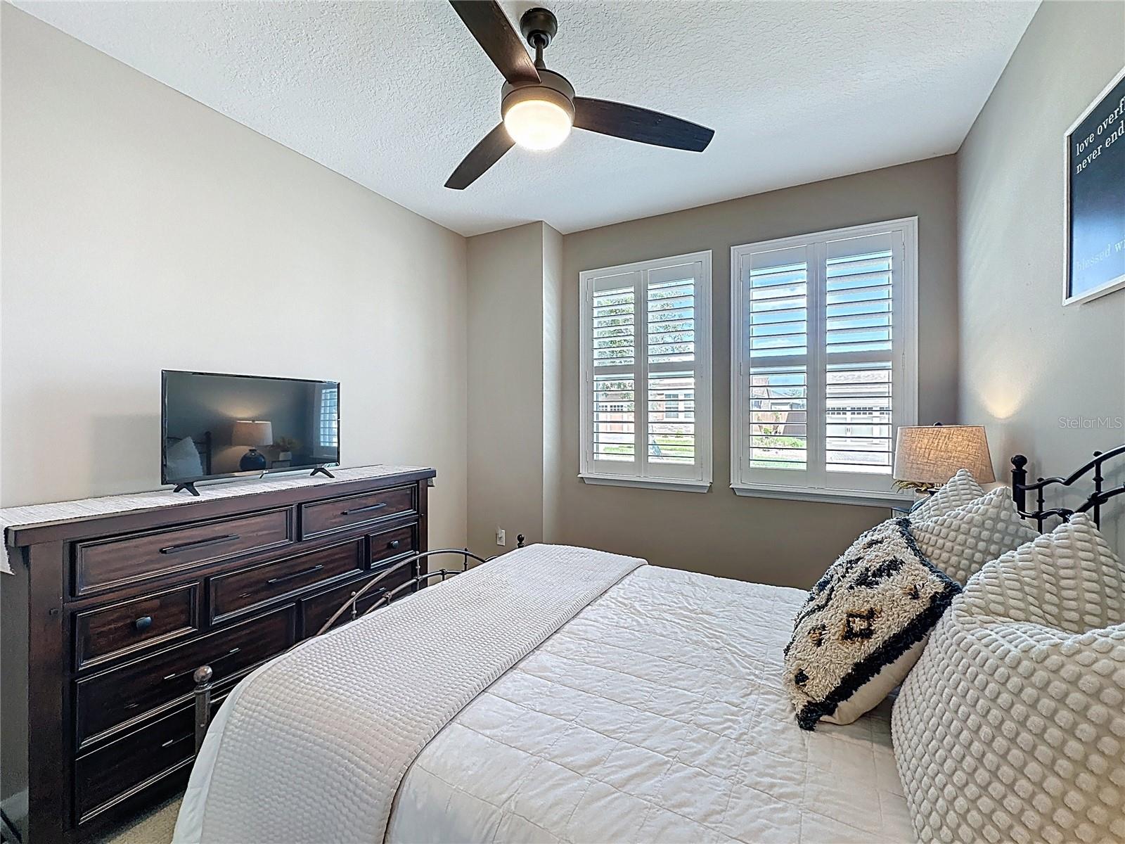 Image 22 of 51 For 416 Alcove Drive
