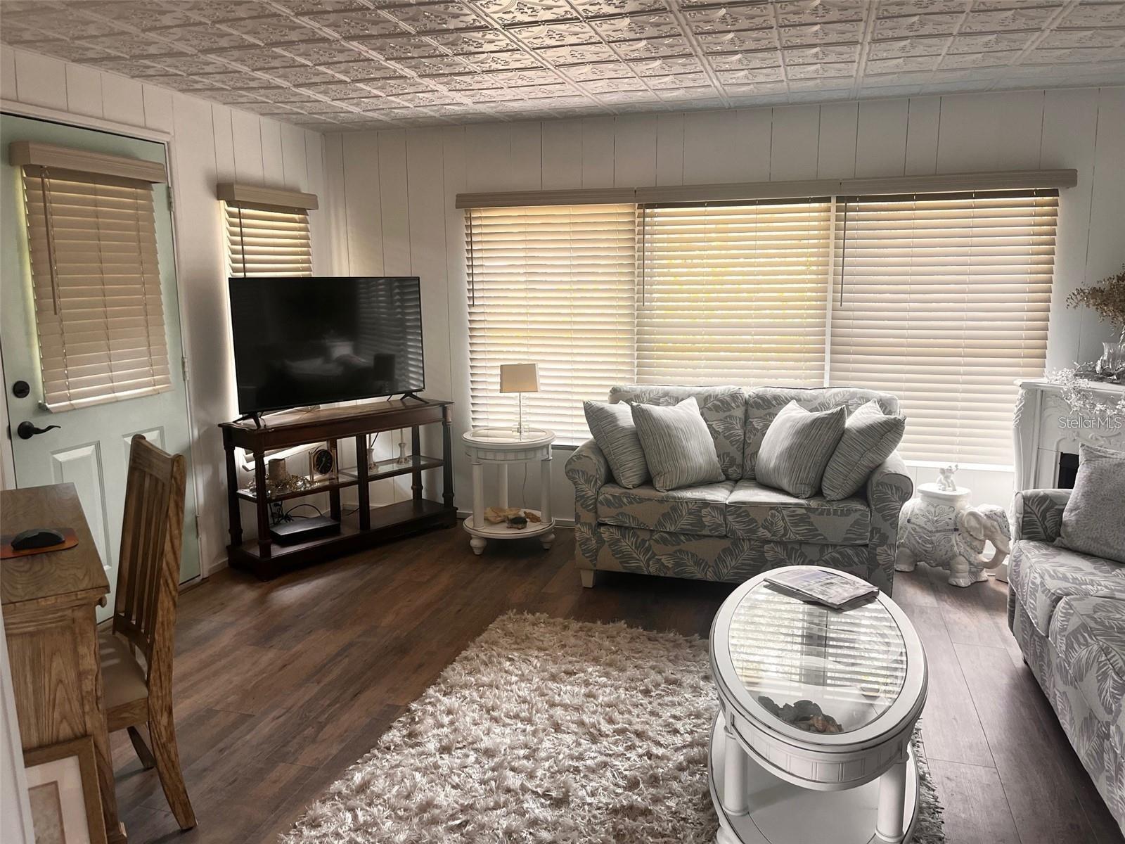 Image 10 of 33 For 33 Bobcat Trail