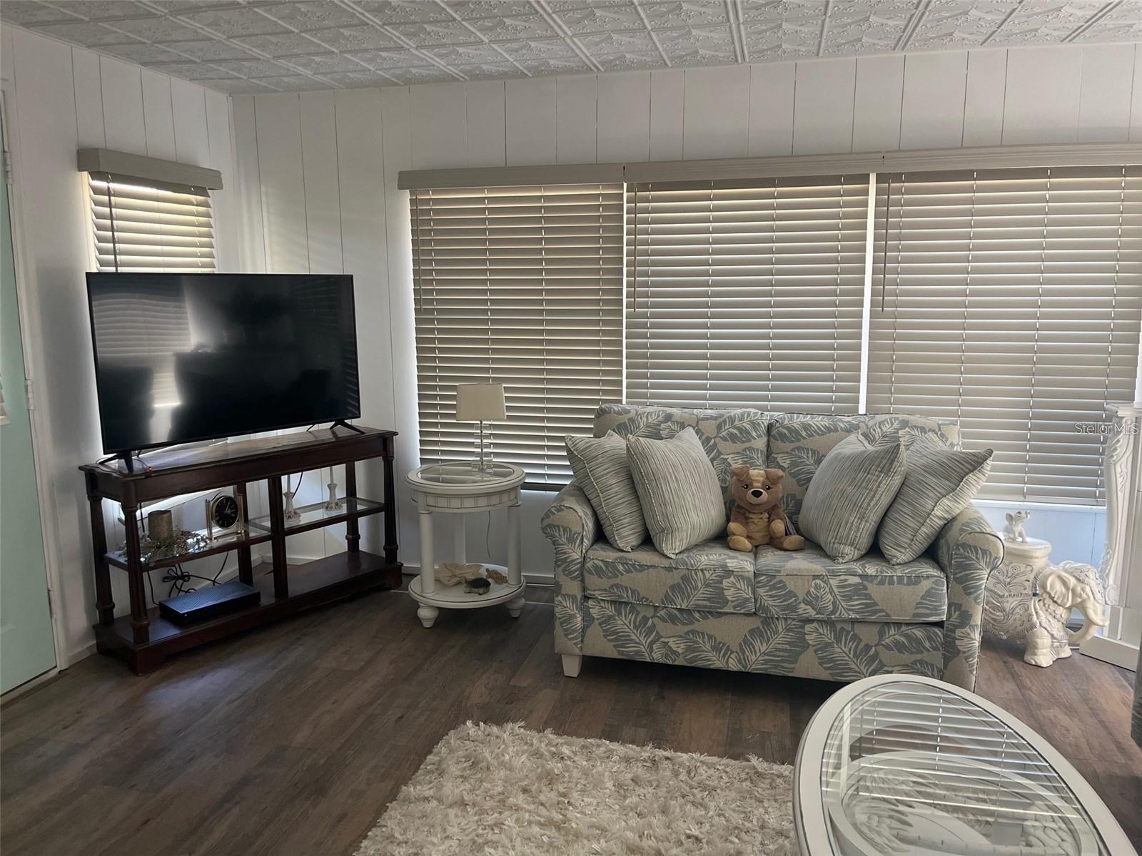 Image 11 of 33 For 33 Bobcat Trail