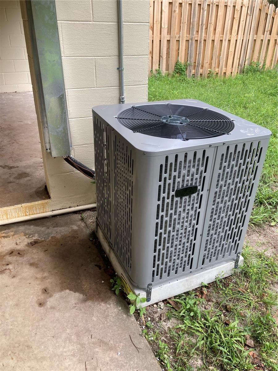 Image 14 of 14 For 5221 Ronald Reagan Boulevard