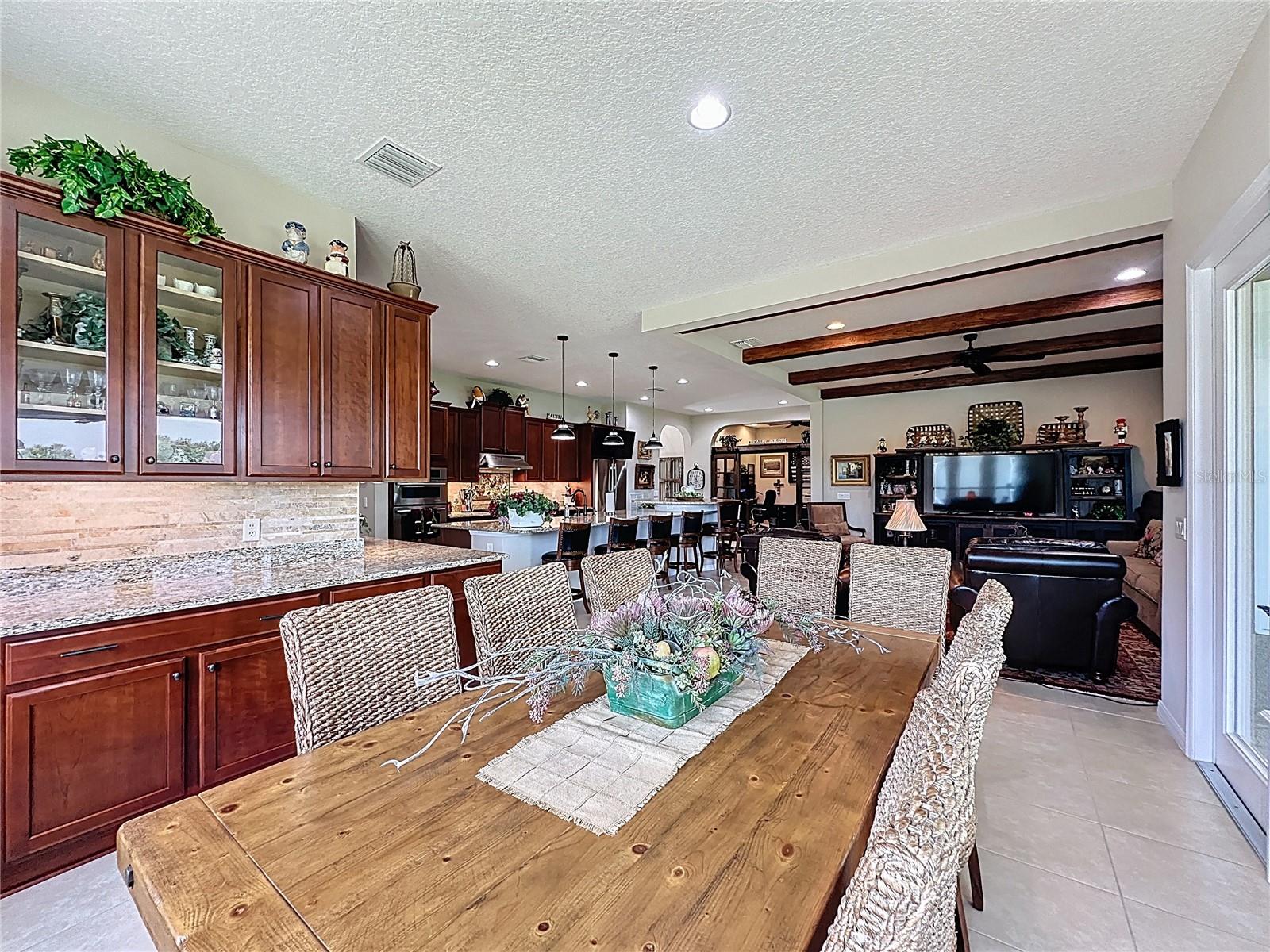 Image 17 of 98 For 364 Salt Marsh Lane