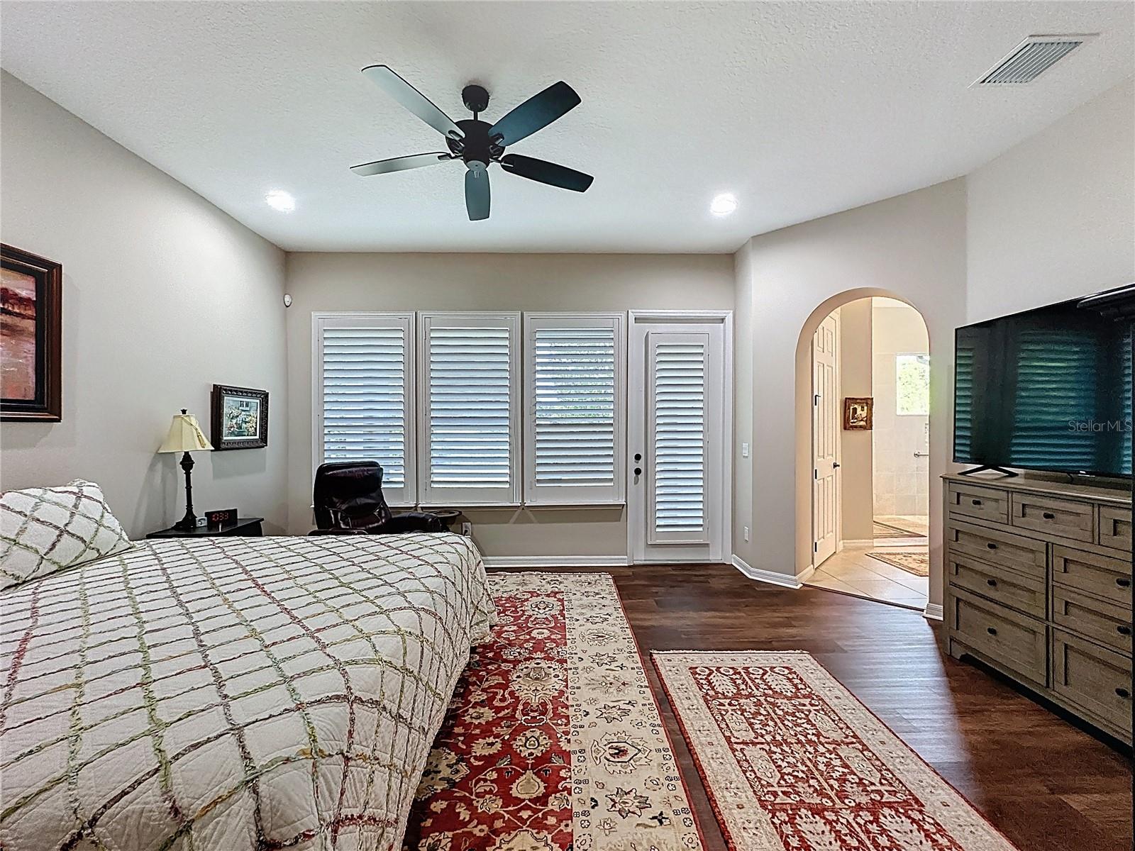 Image 30 of 98 For 364 Salt Marsh Lane