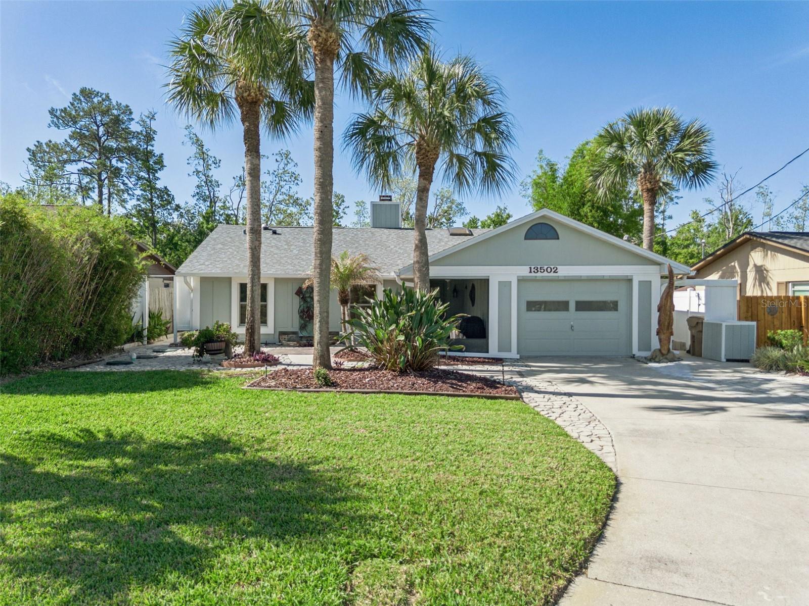 Details for 13502 Country Club Drive, TAVARES, FL 32778