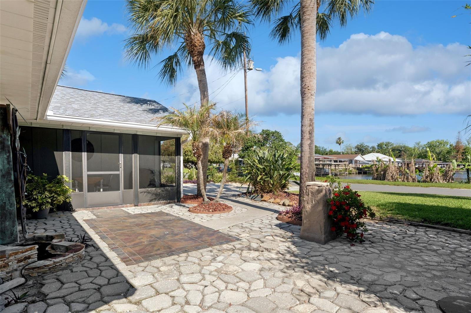 Image 4 of 45 For 13502 Country Club Drive