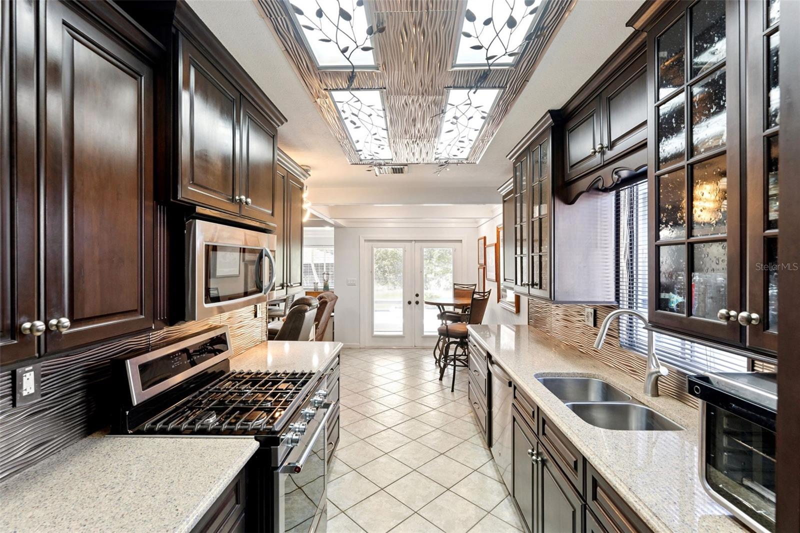 Image 8 of 45 For 13502 Country Club Drive