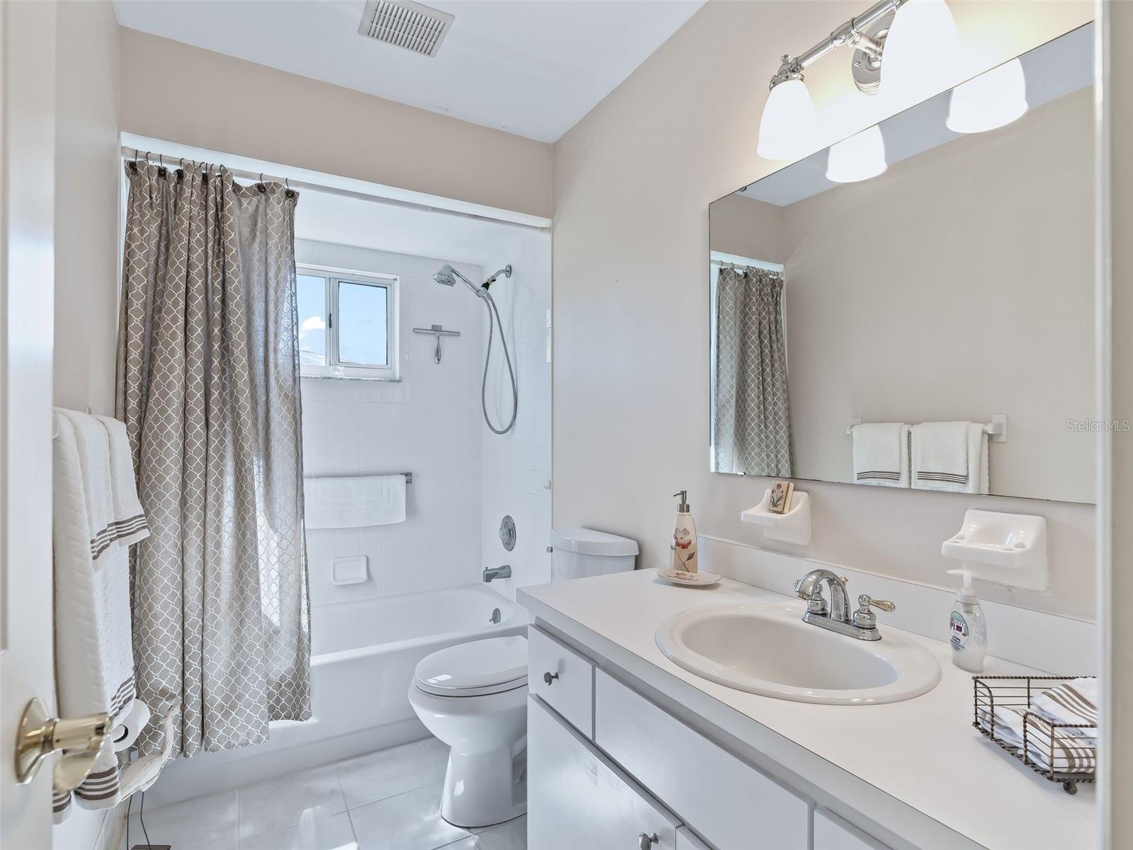 Image 27 of 54 For 9797 175th Lane