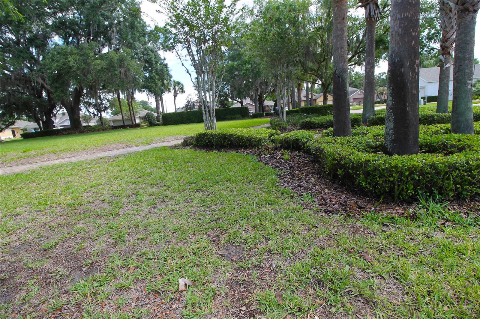 Image 20 of 22 For 516 Lago Loop