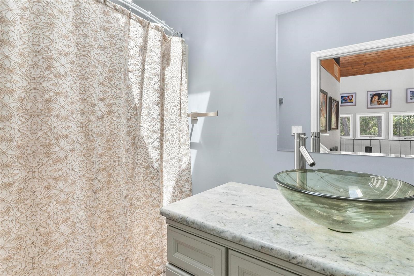Listing photo id 25 for 7373 Circle Drive