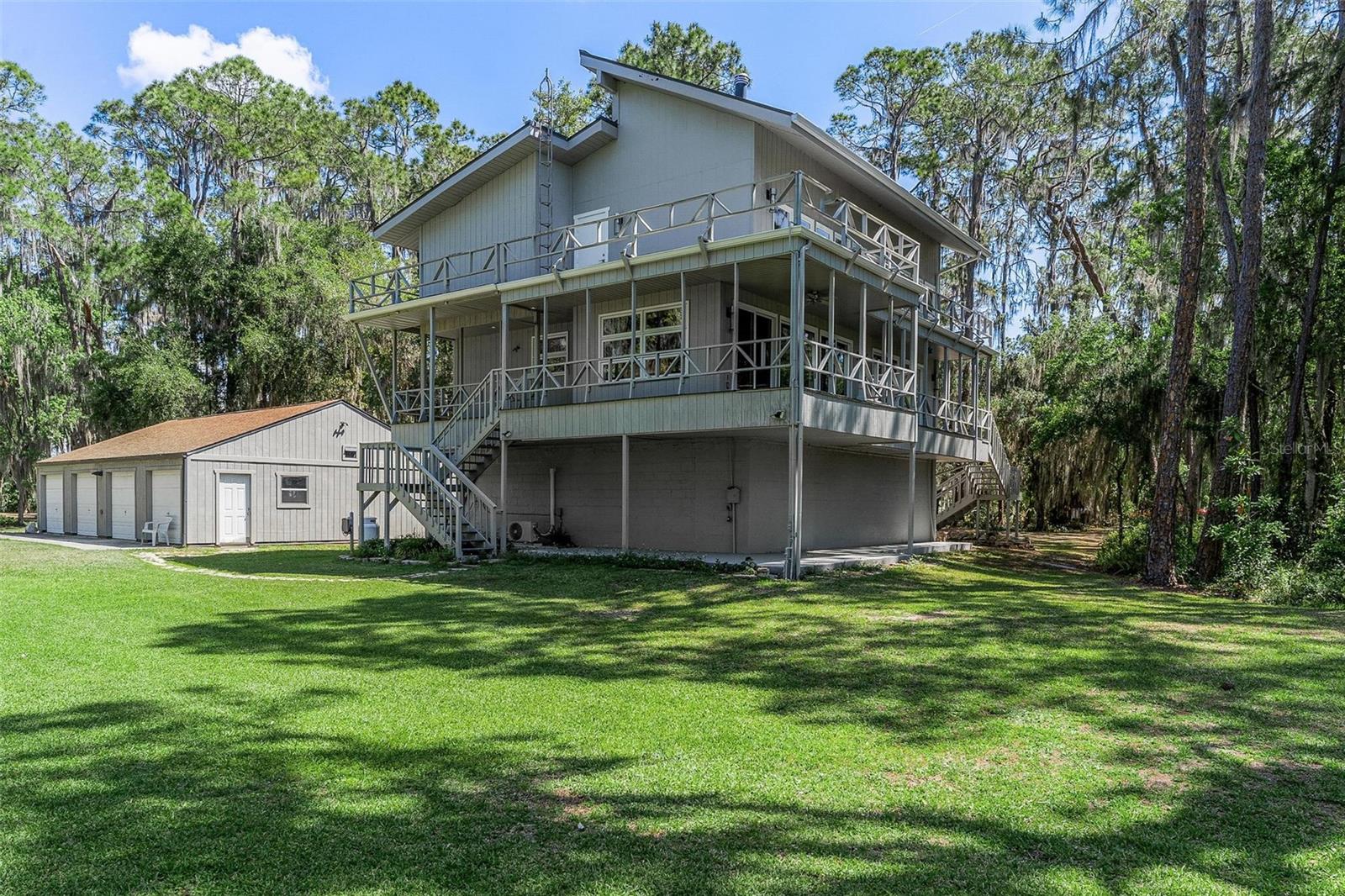 Listing photo id 39 for 7373 Circle Drive