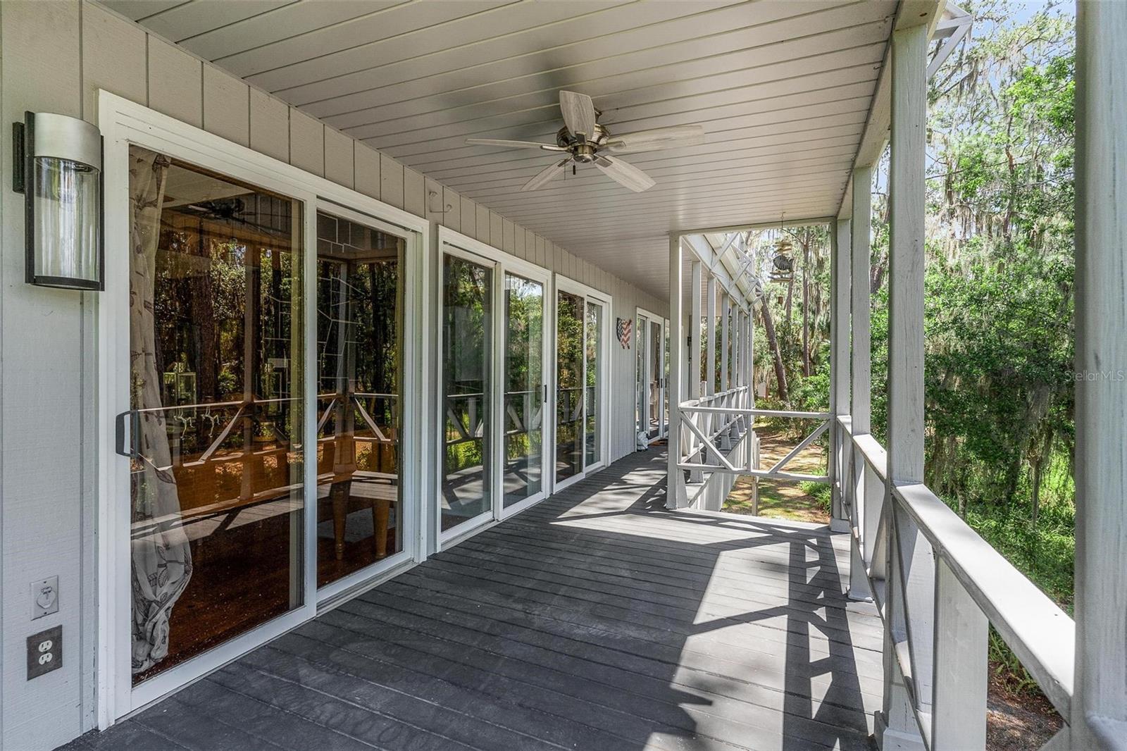 Listing photo id 48 for 7373 Circle Drive