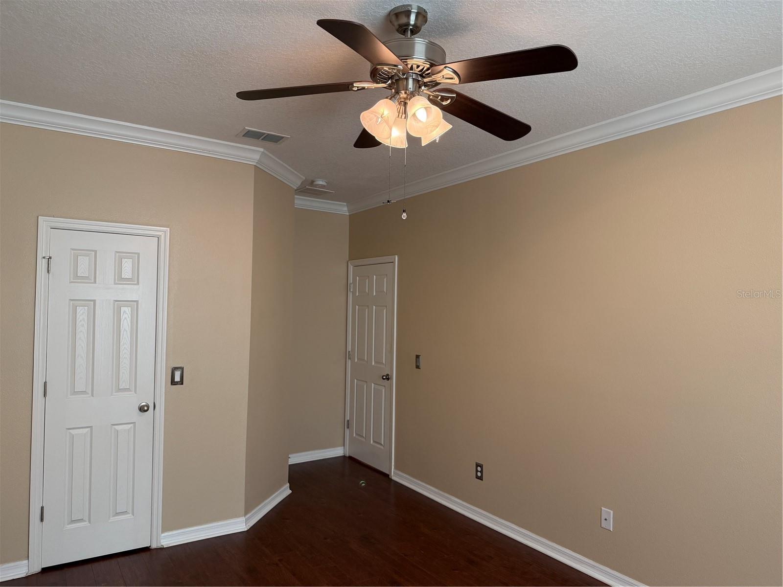 Image 21 of 44 For 2478 Linkwood Avenue