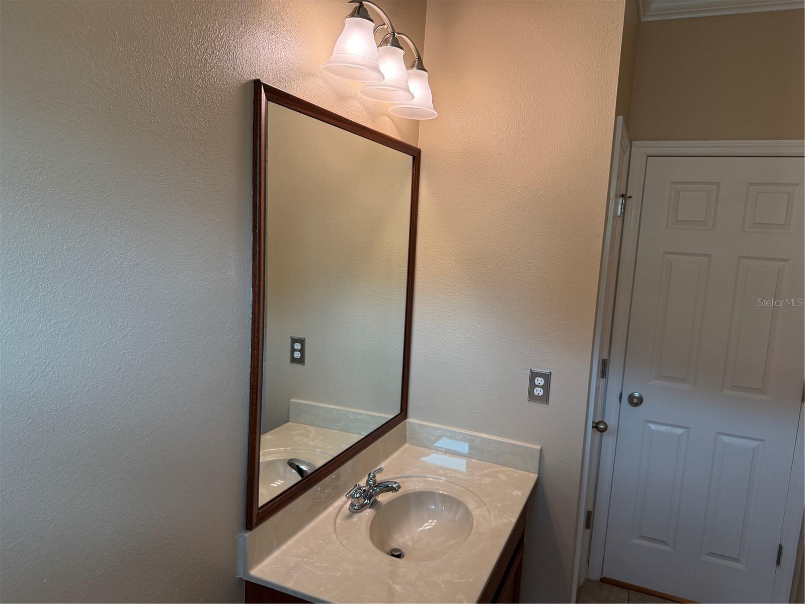 Image 23 of 44 For 2478 Linkwood Avenue