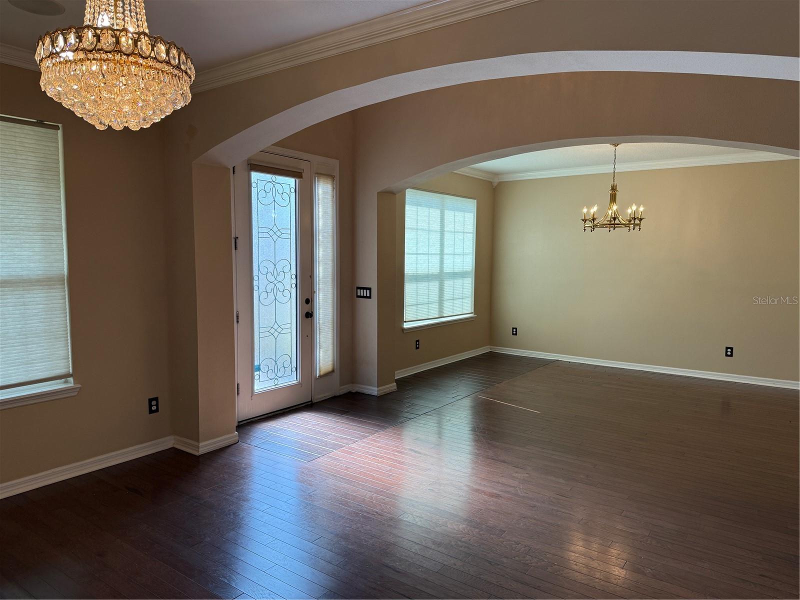 Image 3 of 44 For 2478 Linkwood Avenue