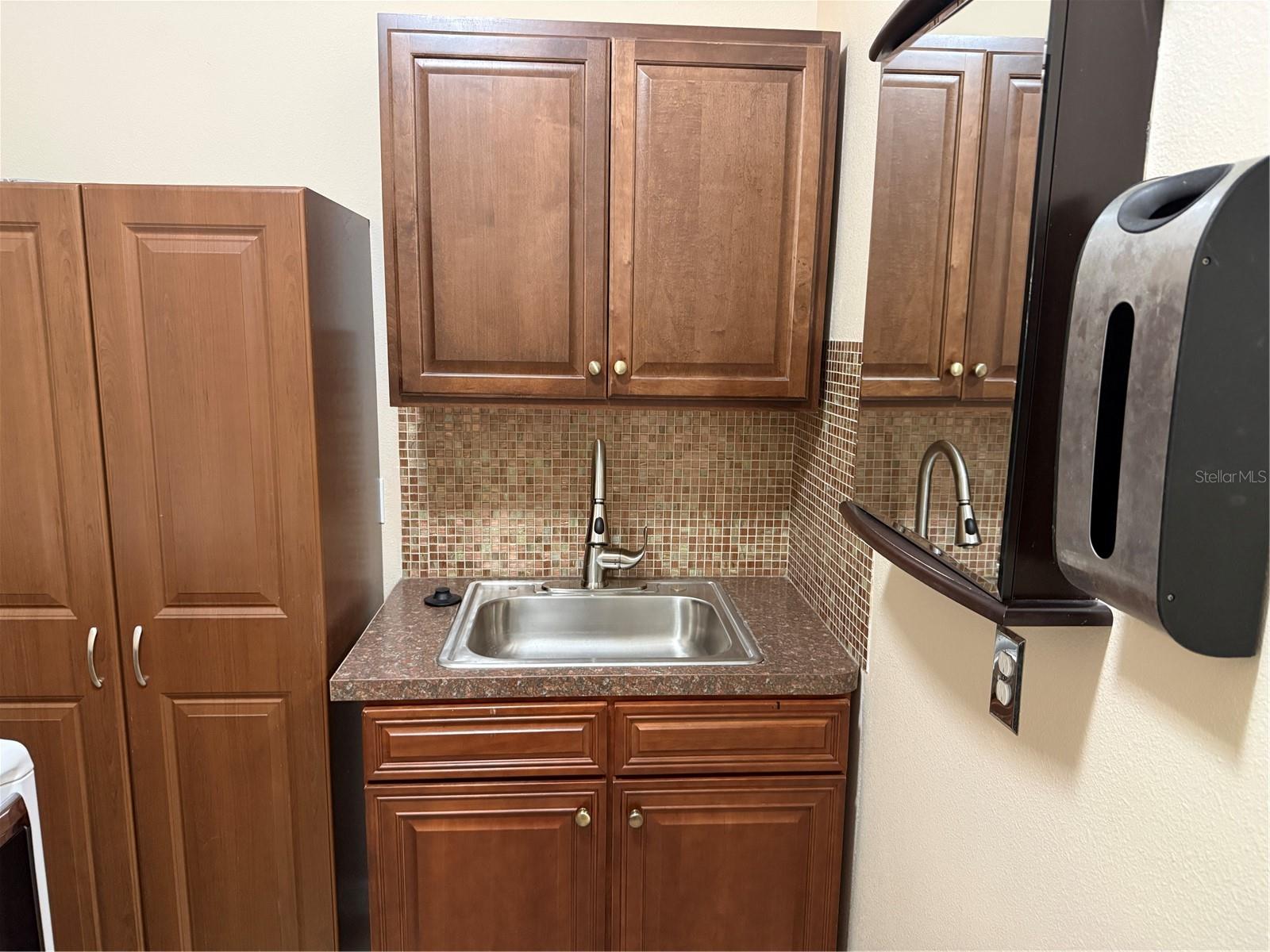 Image 44 of 44 For 2478 Linkwood Avenue