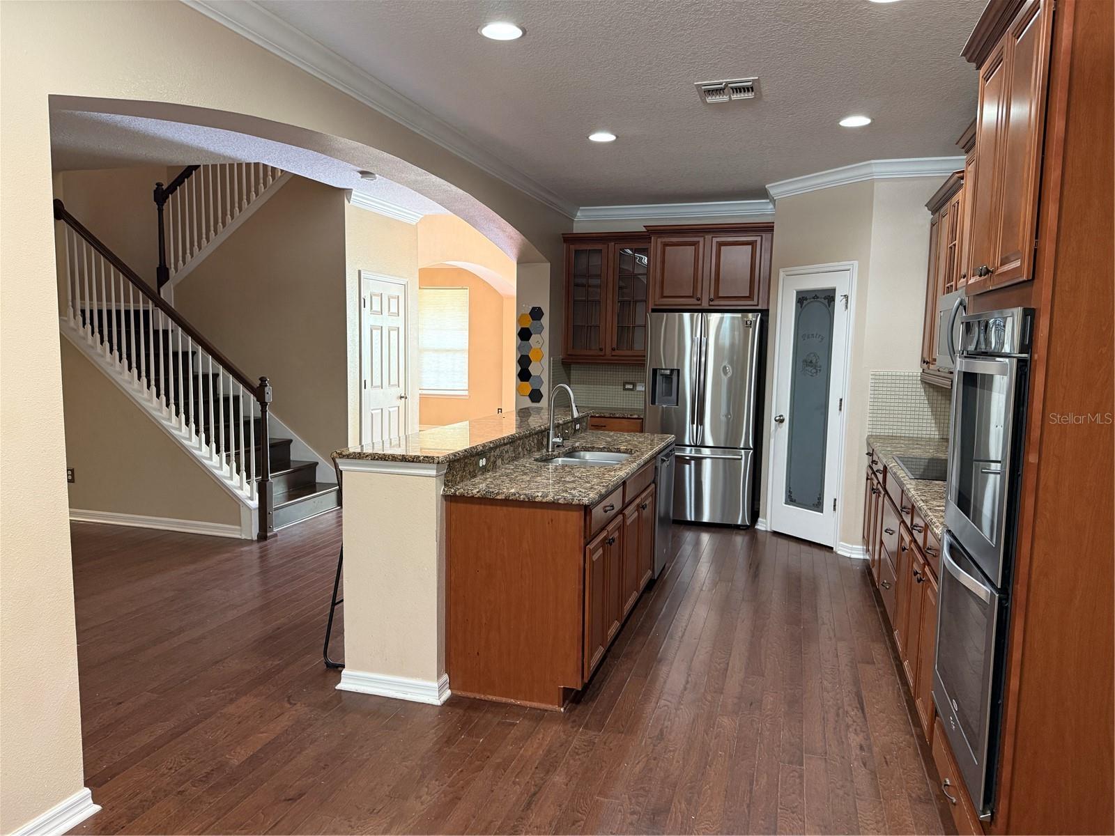 Image 6 of 44 For 2478 Linkwood Avenue