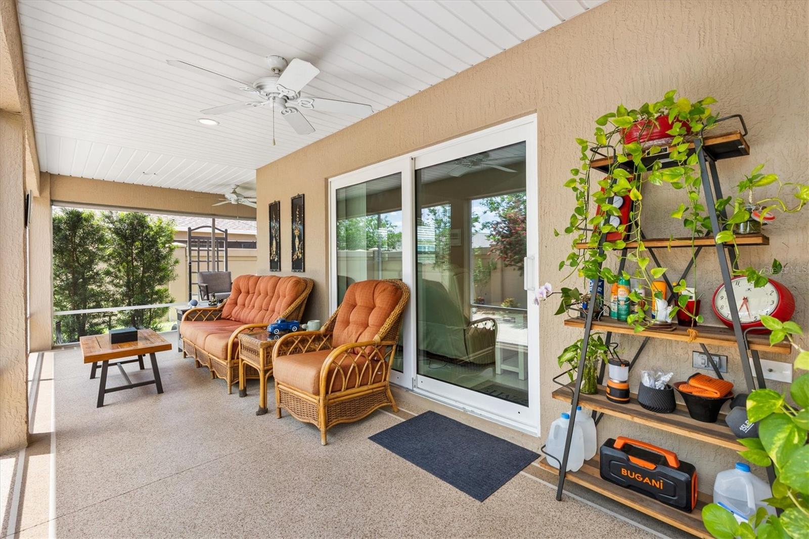 Image 17 of 47 For 5554 Millican Avenue