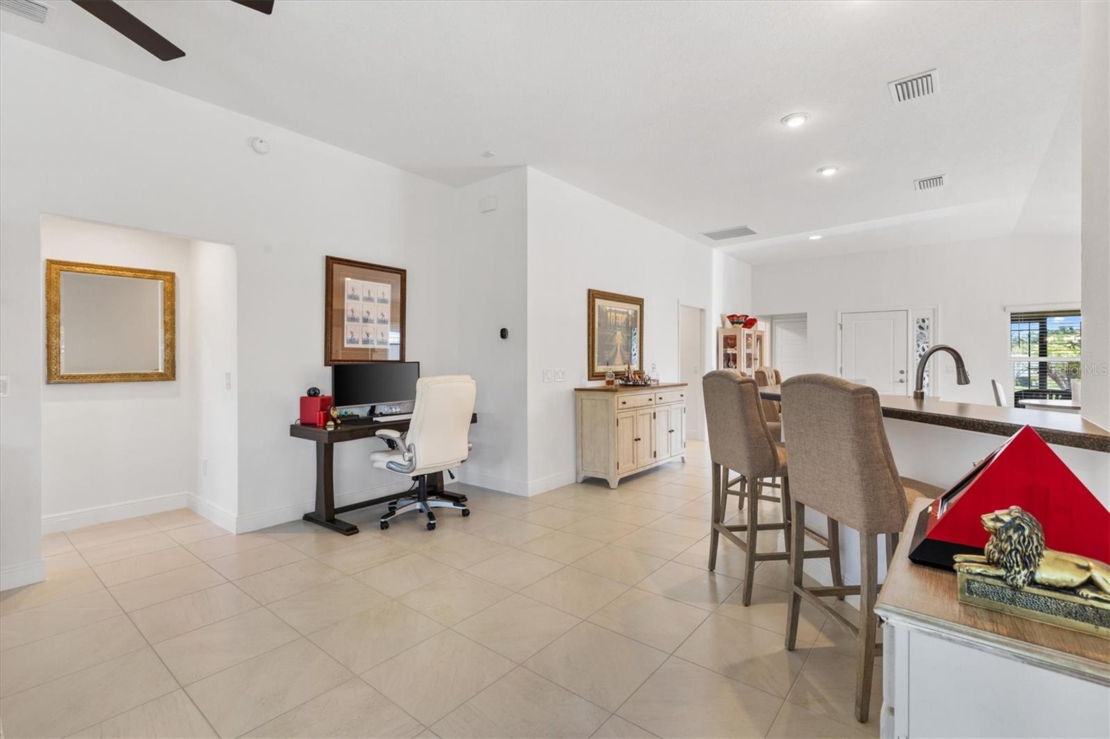 Image 23 of 47 For 5554 Millican Avenue