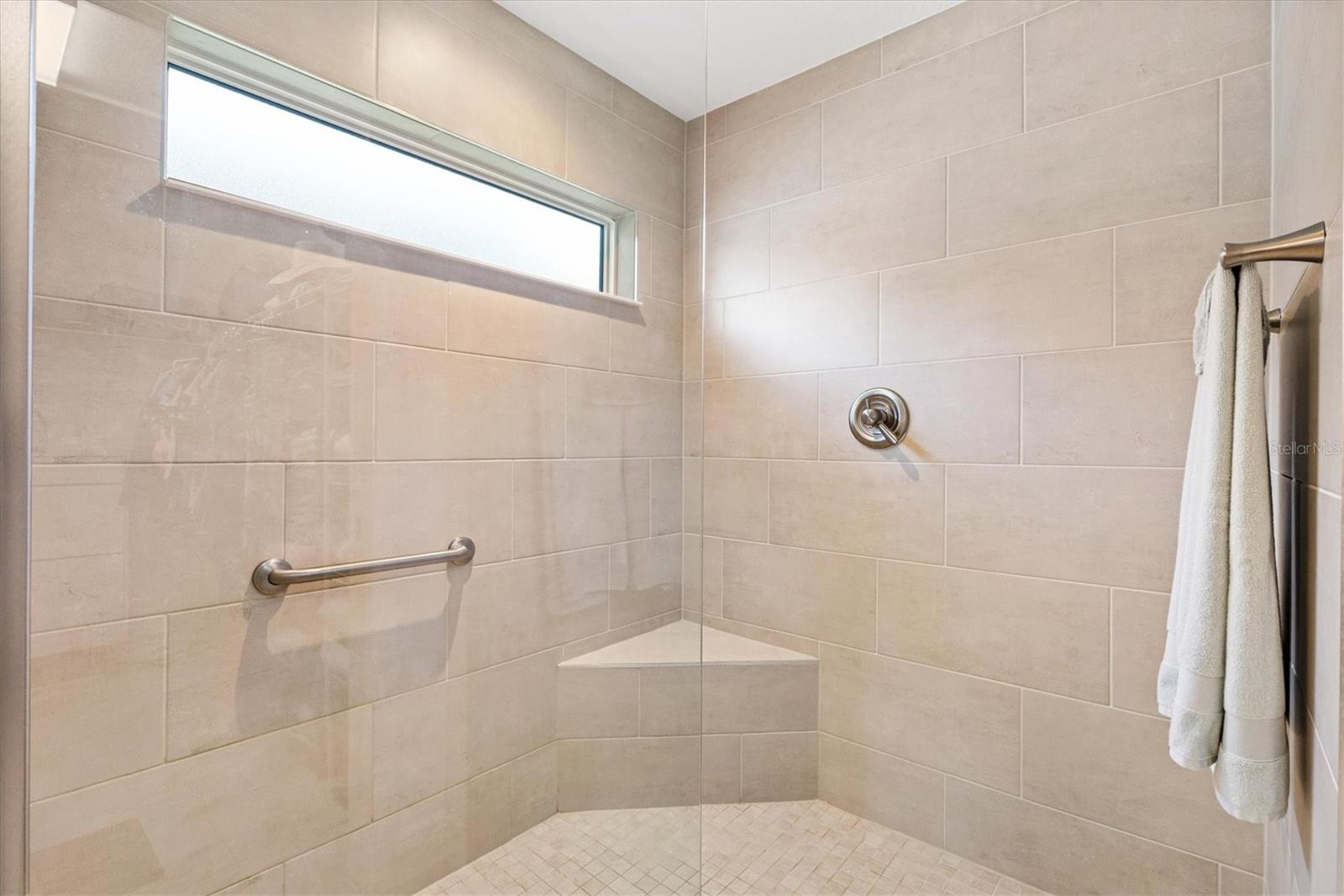 Image 27 of 47 For 5554 Millican Avenue