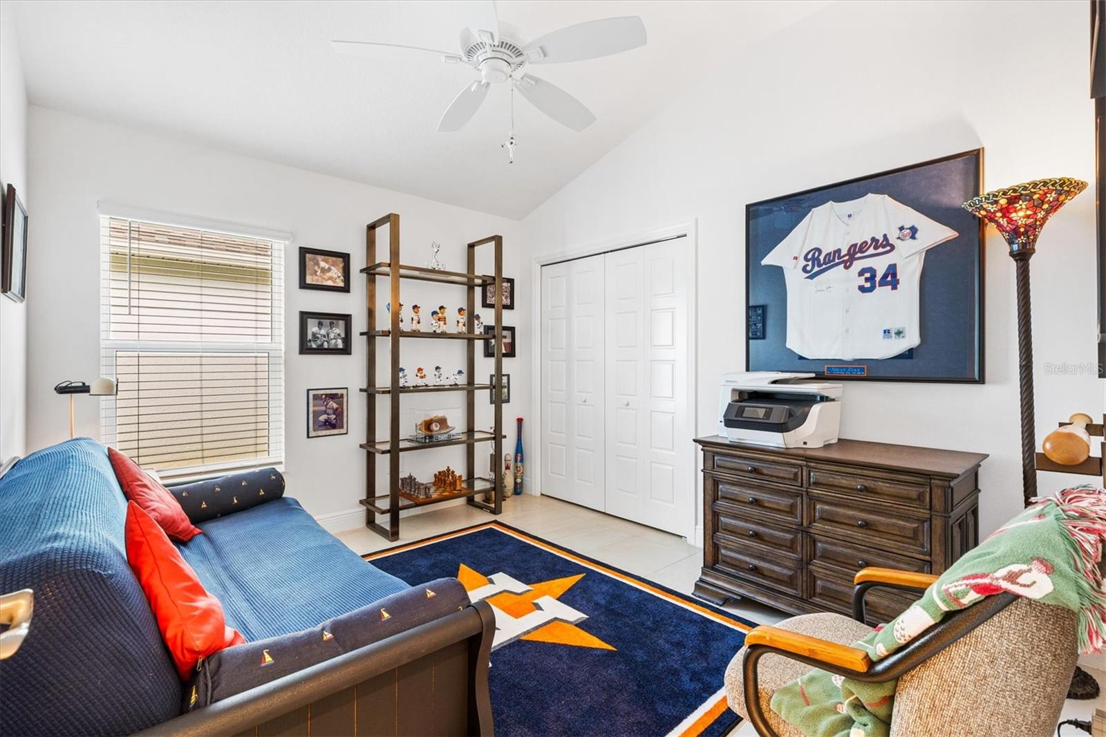 Image 31 of 47 For 5554 Millican Avenue